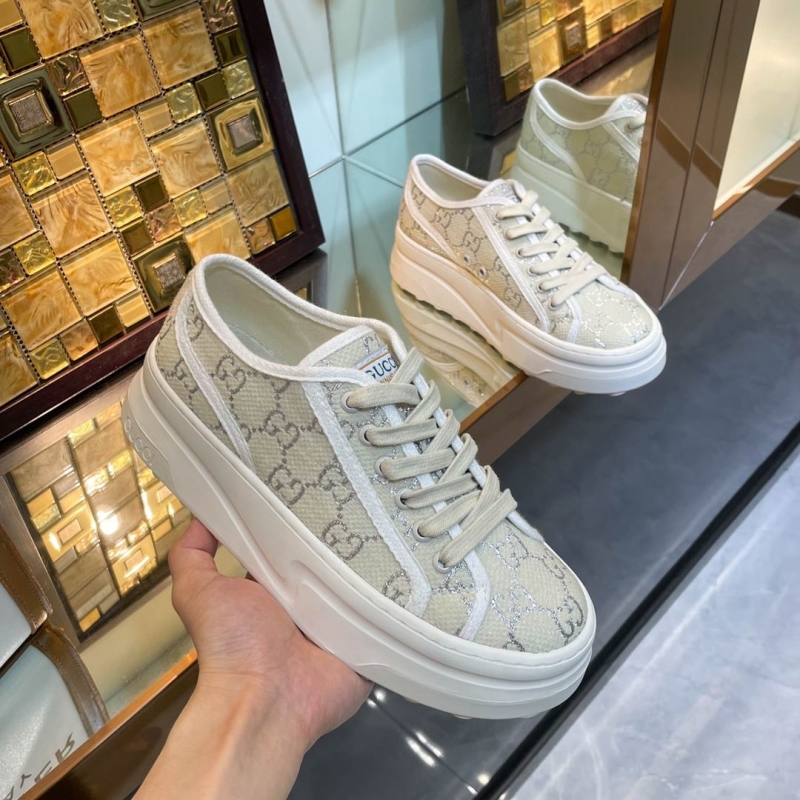 Gucci Casual Shoes